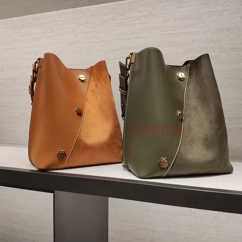 

Fashion Women bag Rivet crescent Bucket Bag Ladies Stitching Broadband Messenger shoulder bag