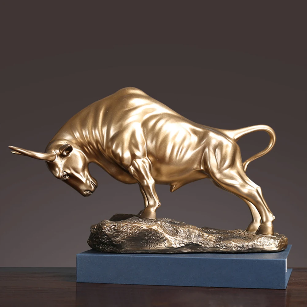 

European Style Cattle Figurine Gold Bull Statue Ornament Living Room Home Decor Desktop Animal Office Gift Mascot Resin Crafts