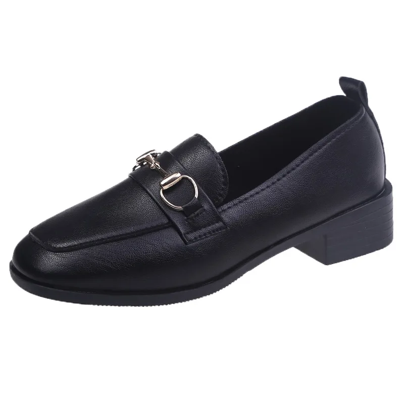 

2021 spring new light mouth women's shoes middle heel square shoes British leather shoes black chain flat shoes