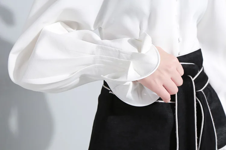 

[EAM] Women White Lantern Sleeve Ruffles Blouse New V-colllar Sleeve Loose Fit Shirt Fashion Tide Spring Autumn 2021 JI005