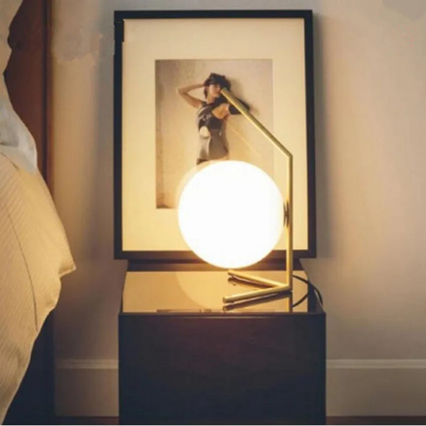 

Modern LED Table Lamp Gold Liron And Glass Lamp Shade Metal Lighting Lndoor Light Xesk Bedroom OfficeTable Lamps