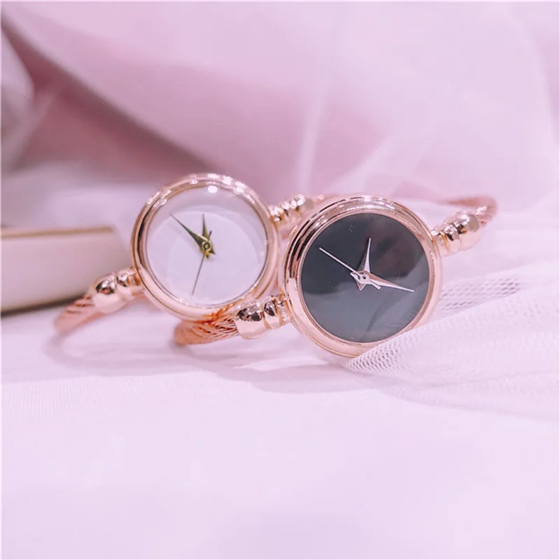 

Trend Minimalist Style Glossy Art Retro Chain Bracelet Quartz Watch