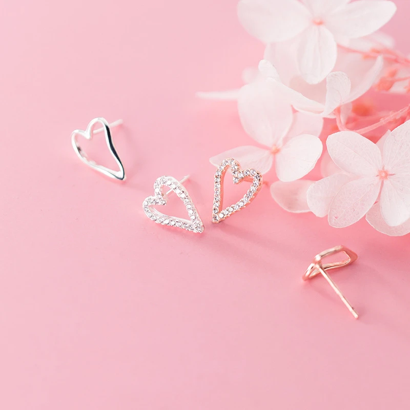 

LKO 925 Sterling Silver Asymmetry Shiny Zircon Heart Stud Earrings For Fashion Women Wedding Party Fine Jewelry Accessories