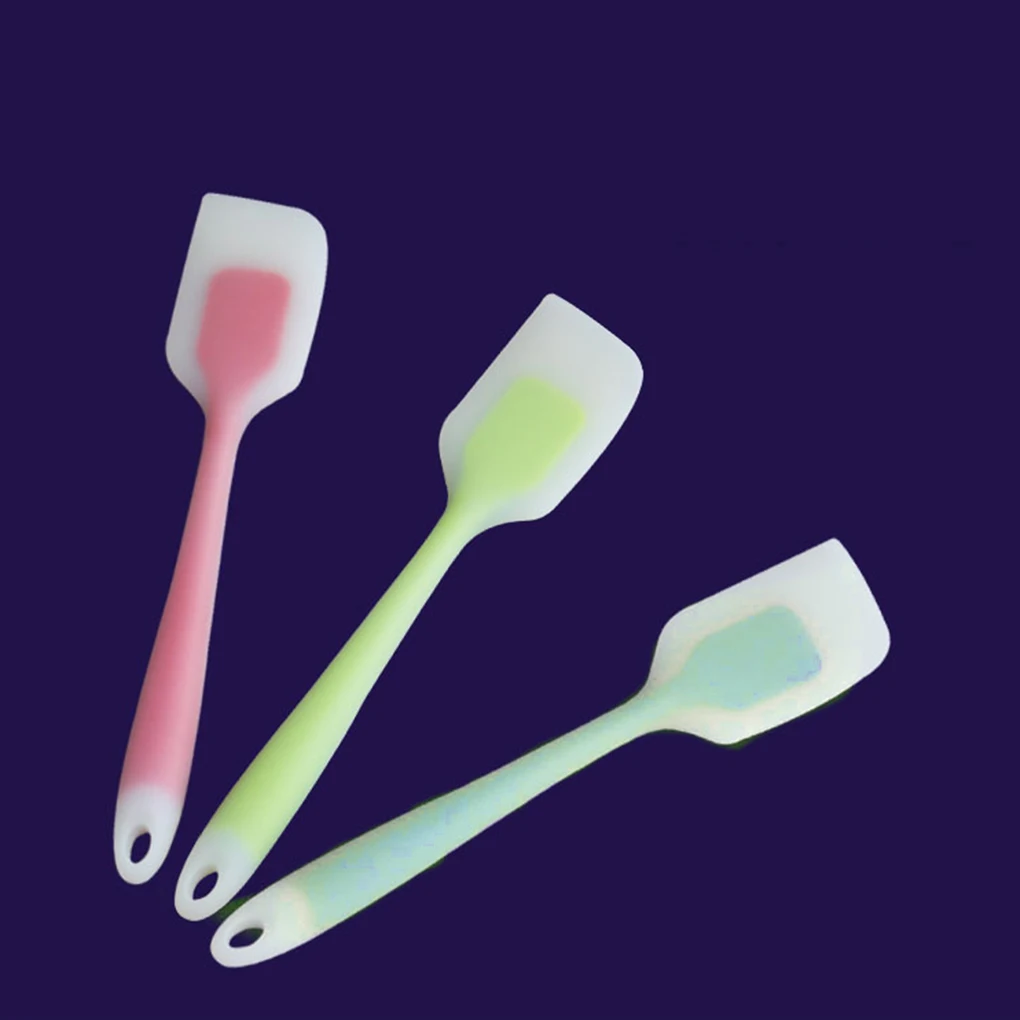 

3pcsNEW Kitchen Silicone Cream Butter Cake Spatula Mixing Batter Scraper Brush Butter Mixer Cake Brushes Baking Tool Kitchenware