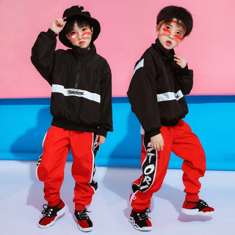 

Детский костюм для уличного танца, комплект свободного покроя из черной куртки и красных брюк, детские костюмы в стиле хип-хоп для джазовых ...