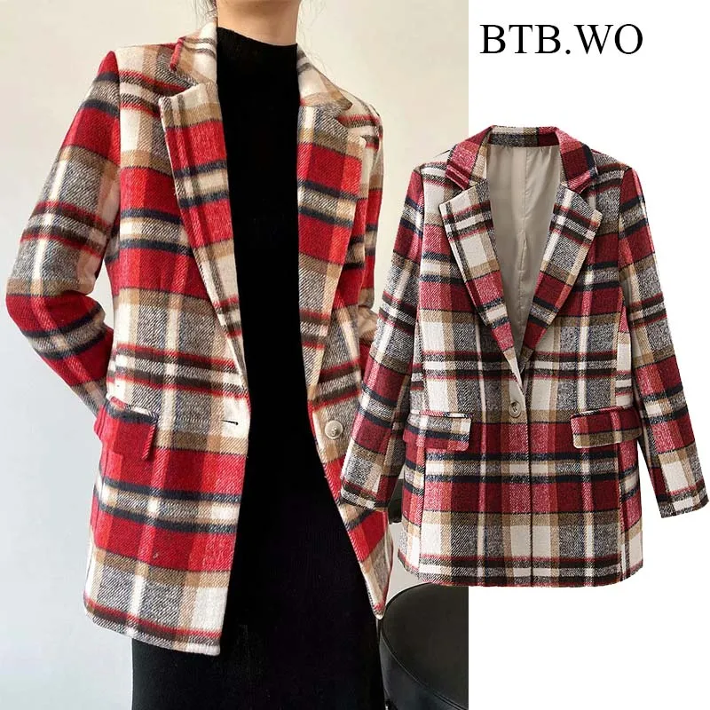 

Coats & Jackets