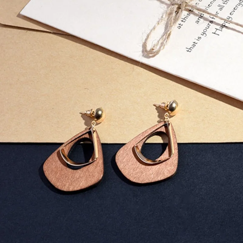 

2020 new wood Geometric fan earrings fashion statement earrings for wedding party Christmas gift wholesale