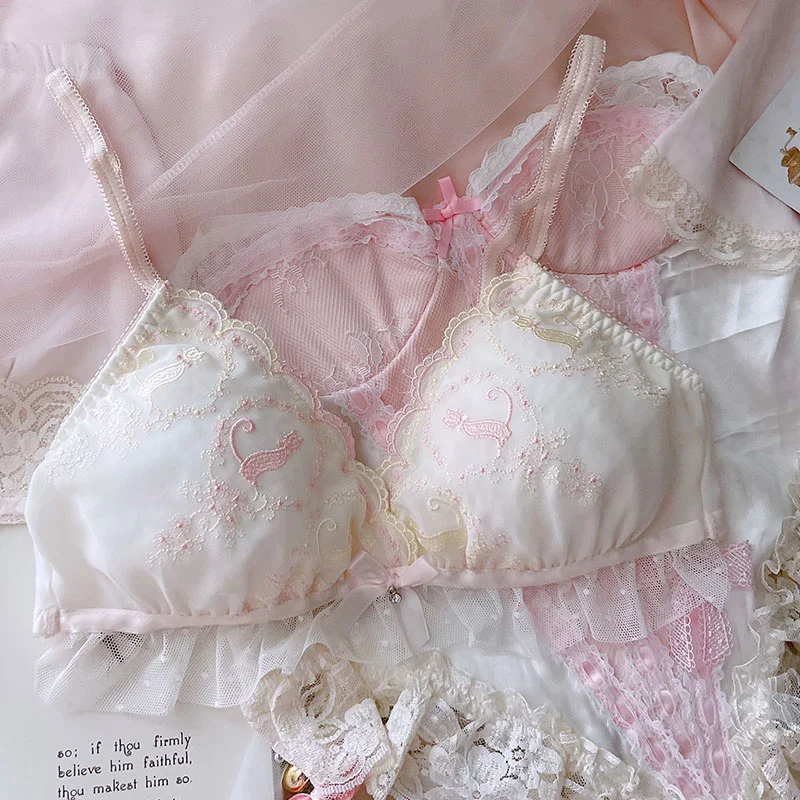Japanese Style Soft Girl Sweet Cute Cat Embroidery Ruffled Thin Underwear Wireless Triangle Cup Bra Jum | Женская одежда