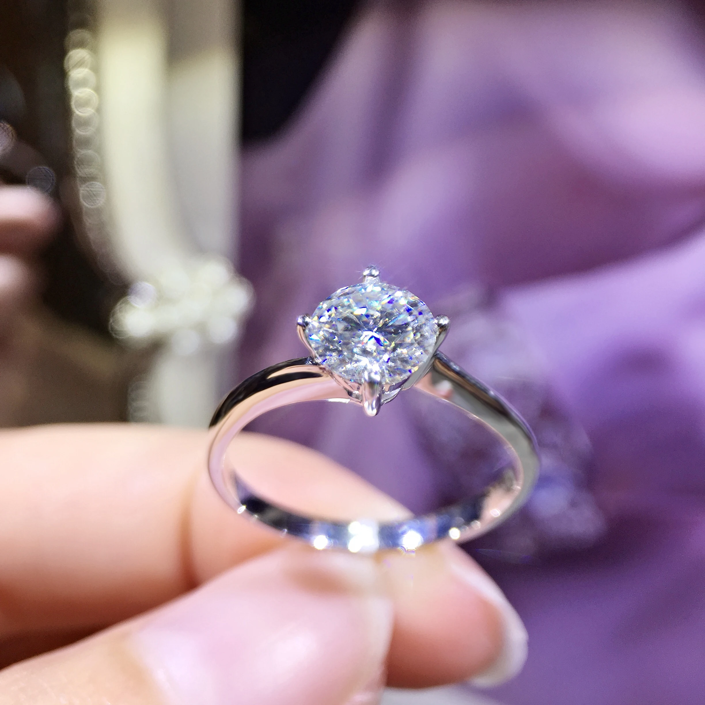 

Trendy 14K White Gold Moissanite Ring 0.5ct 5mm moissanite jewelry Wedding Party Engagemen Anniversary Ring