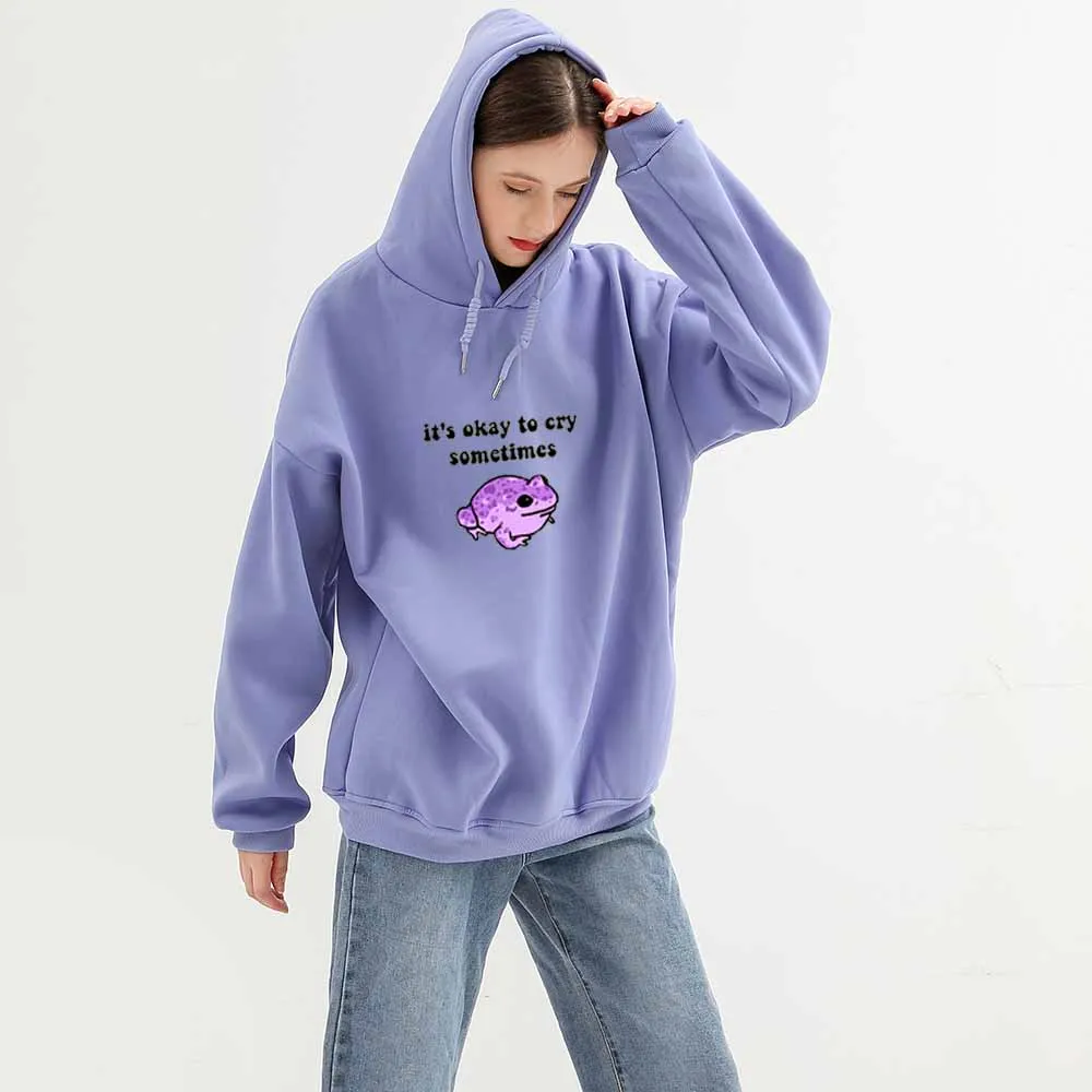 

Пуловер оверсайз с капюшоном в виде лягушки, с карманом кенгуру и надписью