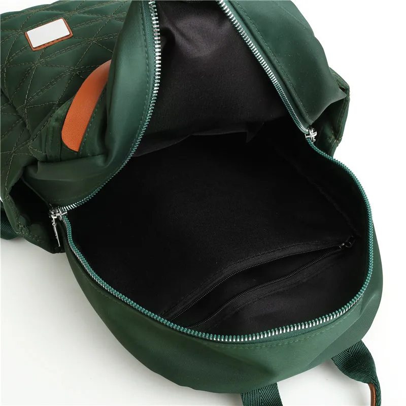 

Зеленый брендовый женский рюкзак, новинка 2021, молодежная Студенческая сумка с помпоном для волос, роскошные женские сумки в основном стиле, ...