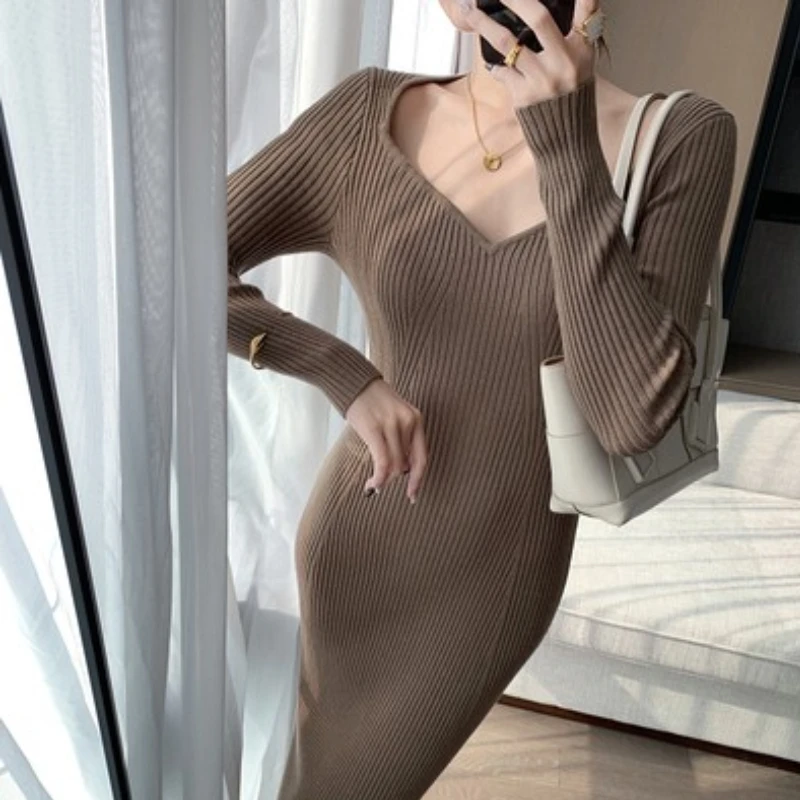 

Elegant Women's V-Neck Knitted Dress Autumn Solid Color Base Bodycon Midi Dress Winter Female Clothing Without Belt