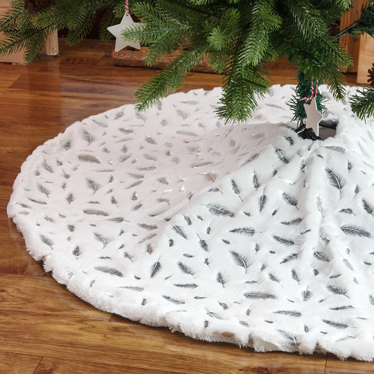 

Luxury Christmas Tree Skirt Plush Faux Fur Carpet Xmas Floor Mat Ornaments Wedding Birthday New Year Christmas Tree Home Decor