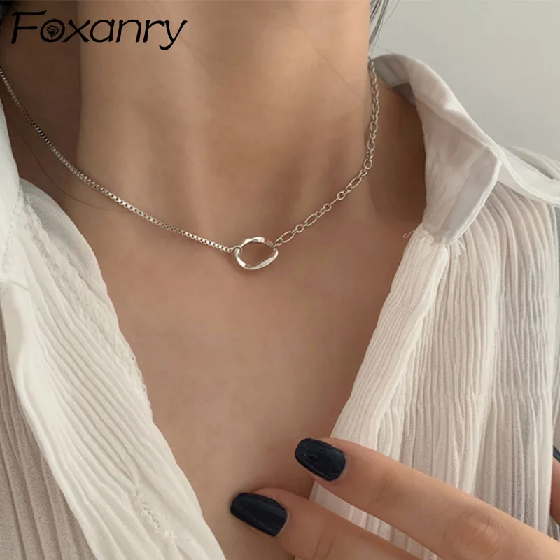 

Женское колье FOXANRY, серебристое ожерелье с цепочкой, модное Винтажное колье в стиле хип-хоп, Простой вечерние метрический дизайн, Вечернее К...