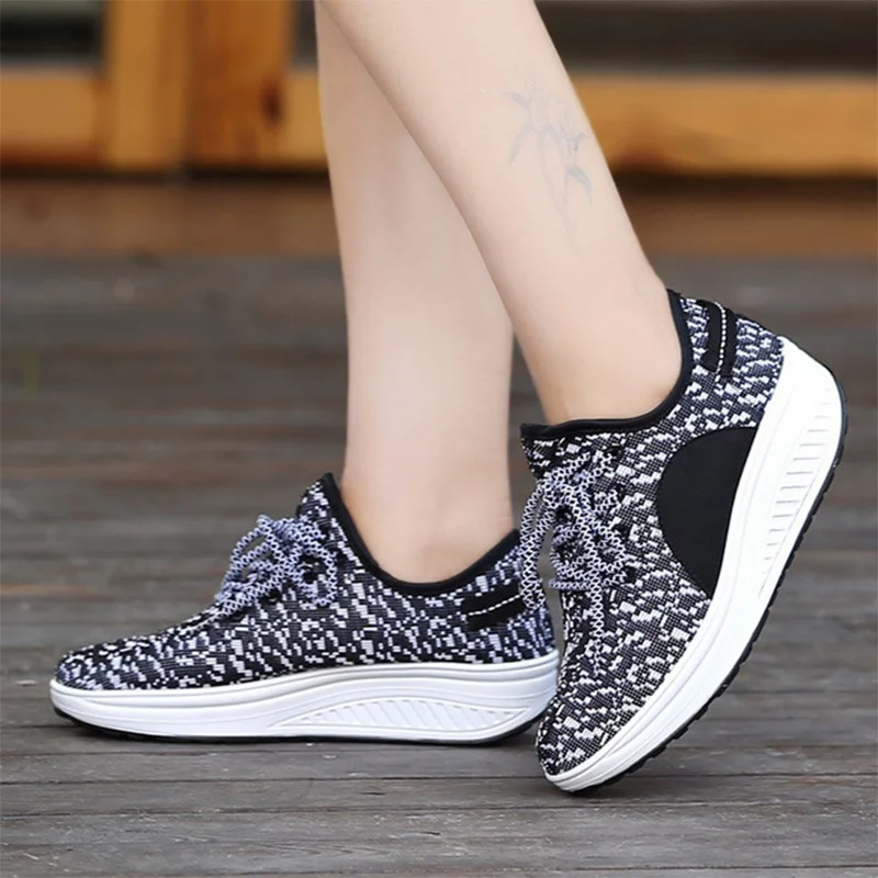 Женские кроссовки увеличивающие рост весна шнуровка повседневная женская обувь