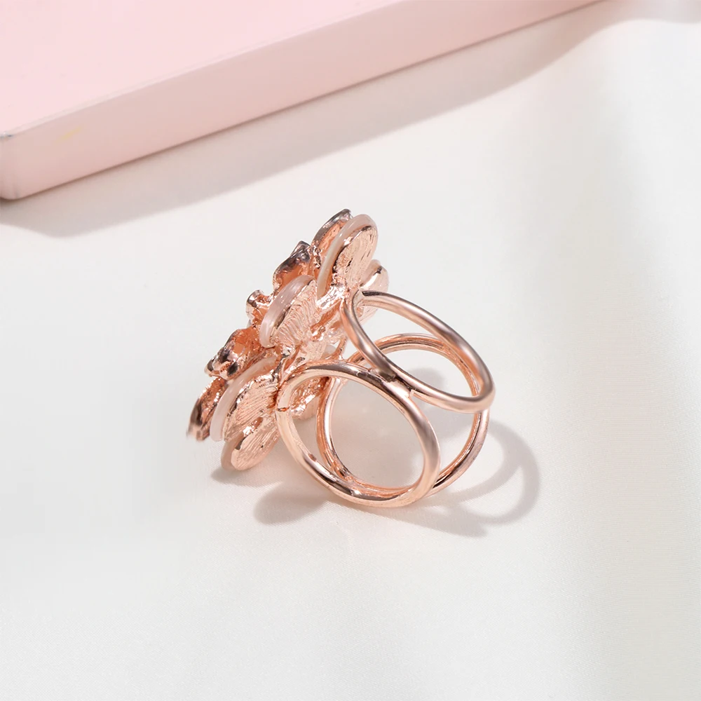 Брошь женская жемчужная с кристаллами заколка для шелкового шарфа Стразы |