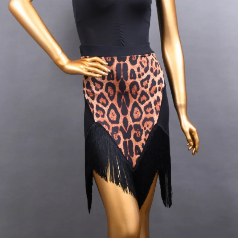

Fashion Women Dance Costume Stage Performance Costume Adult Lating Dance Contrast Color Dress Tight Sexy Tassel Skirt