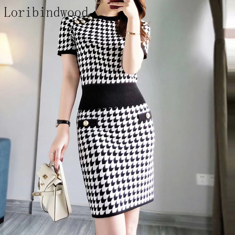 Женский трикотажный костюм из 2 предметов элегантный вязаный свитер с коротким