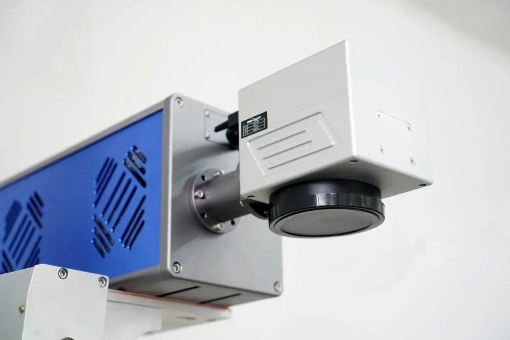 20 Вт/30 Вт/70 Вт волоконная лазерная маркировочная машина для гравировки mopa в