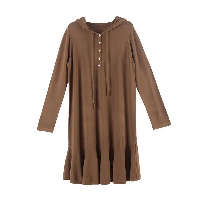 Зимнее свободное платье с капюшоном большого размера на пуговицах длинным