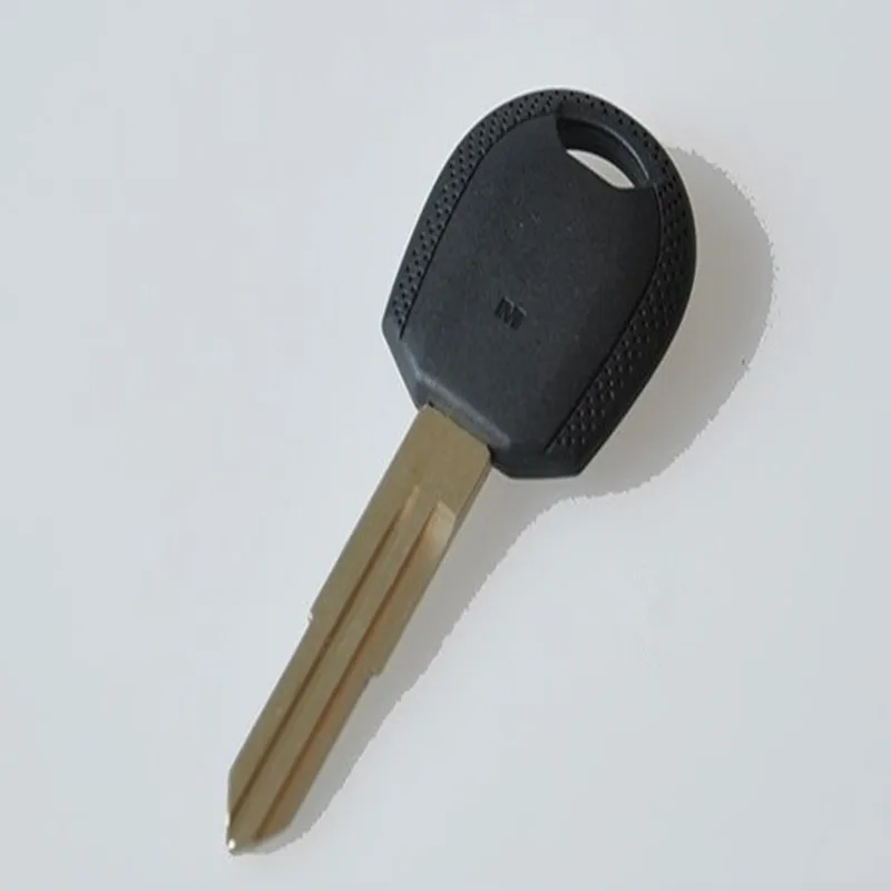 

DAKATU 30pcs Replacement Left Blade Car key Case For Kia Cerato Sportage Transponder key shell Blanks