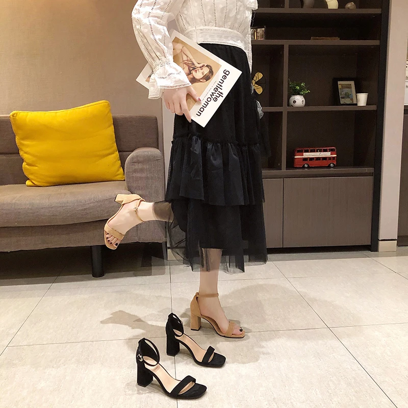 

2021 Summer Open Toe Shoes Black Platform Sandals Clear Heels Med Buckle Suit Female Beige All-Match Peep Espadrilles Fashion Me