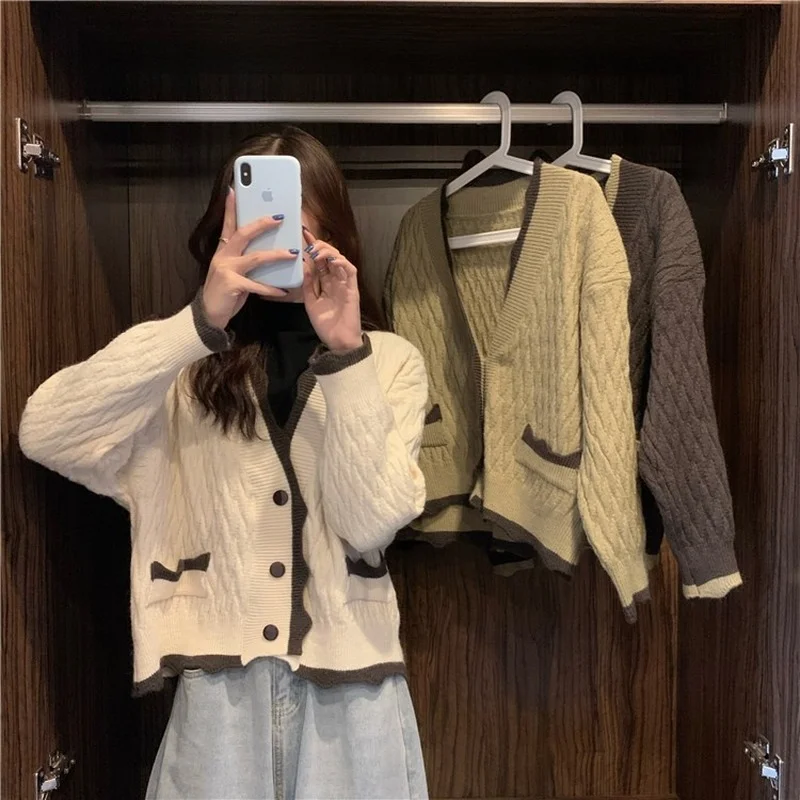

College Style Jacket Women's Spring and Autumn Loose Wear 2021 New Japanese Retro Explosive Knitted Cardigan