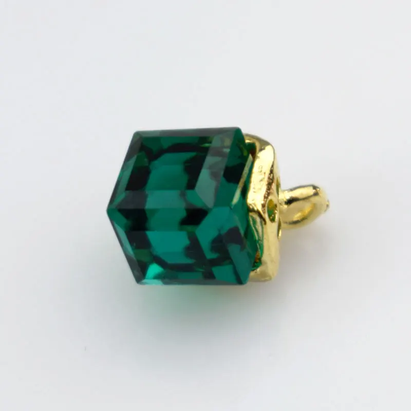 green 30/50/100 шт 8 мм Стразы одежда на пуговицах; рубашка Botones Decorativos "сделай сам" с украшением в виде кристаллов кнопки пряжки Свадебная пригласительная открытка C2-1 - Цвет: green