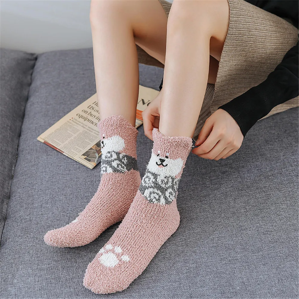 Зимний толстый бархат кораллового цвета носки с вышивкой принтом из мультфильма