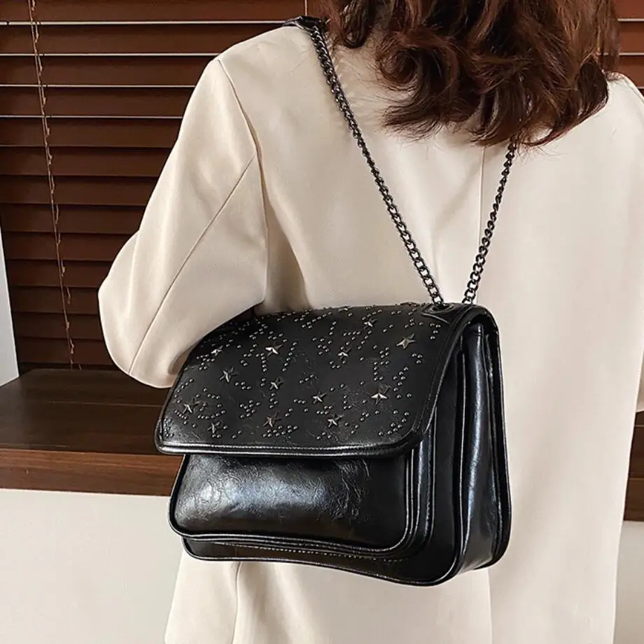 Квадратная сумка через плечо с заклепками новинка 2020 Высококачественная женская