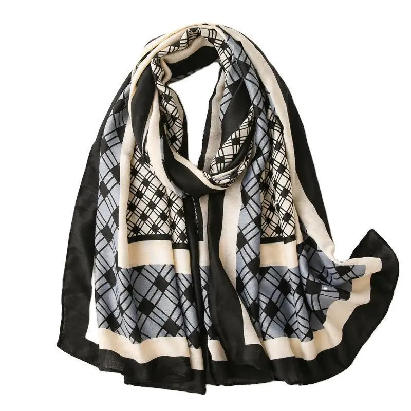

2020 Winter Hijab Korean East Gate Fashion Versatile Cotton Hemp Handkerchief Geometric Contrast Printed Warm Shawl For Women