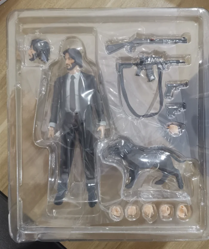 Mafex 085 John Wick with Dogs PVC Collectible Joints Moveable Action Figure Toy images - 6