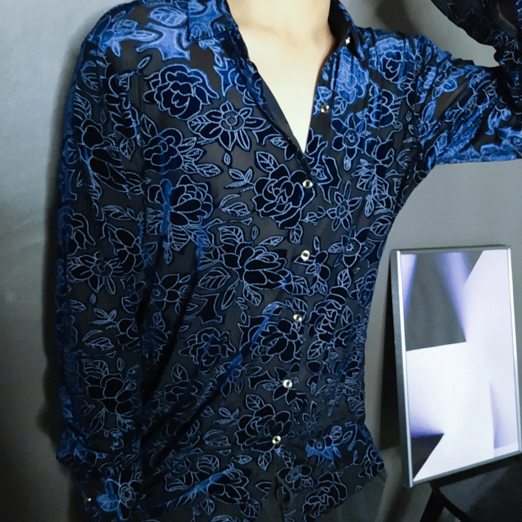 

Floral Print Shirt Men Transparent Shirt See Through Mesh Shirt 2021 New Sexy Lace Shirt For Male Club Party Prom Chemise Homme