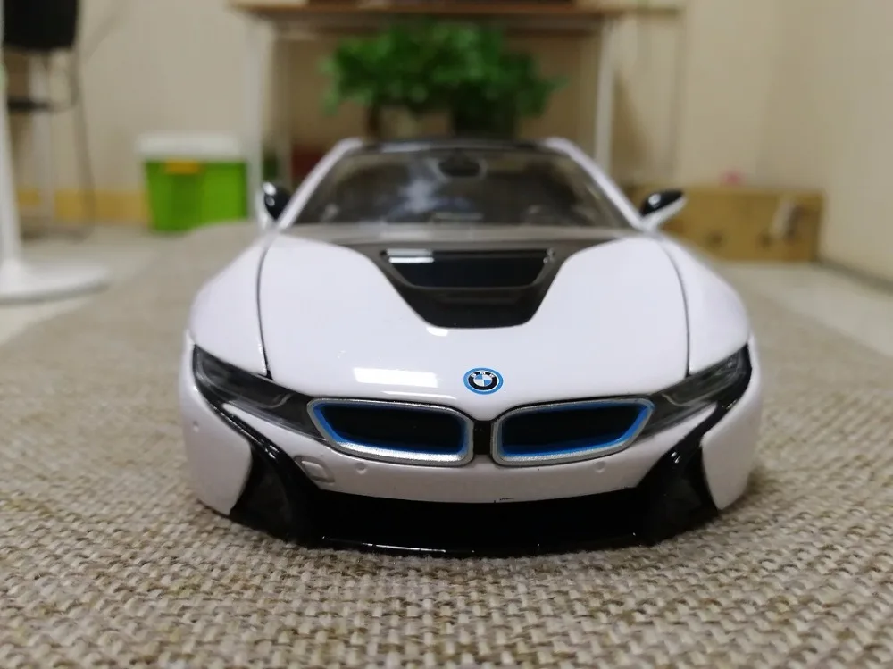 KD 1/24, Лицензированная модель автомобиля, DieCasts I8, концепция, спортивный автомобиль 19 см, без электроники, коллекция колес 3 с открывающимися дверцами