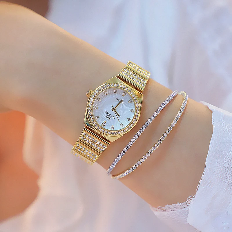 Женские повседневные кварцевые часы наручные золотого цвета с цветком и