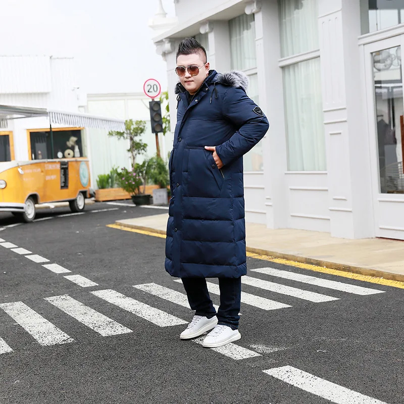 Мужское длинное пальто выше колена с воротником из лисьего меха очень большого