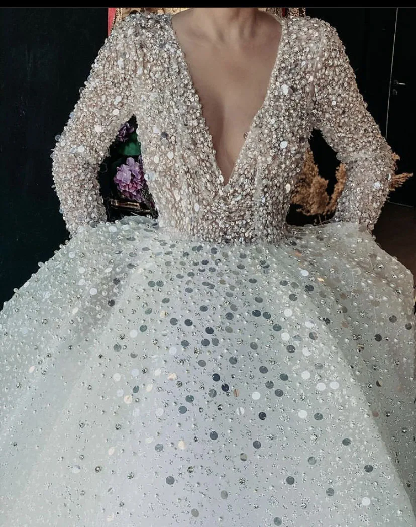 2021 Luxury Wedding Dresses Illusion O Neck Beaded Bling Bling Sequin Lace Long Sleeve Ball Gown Robe De Mariee