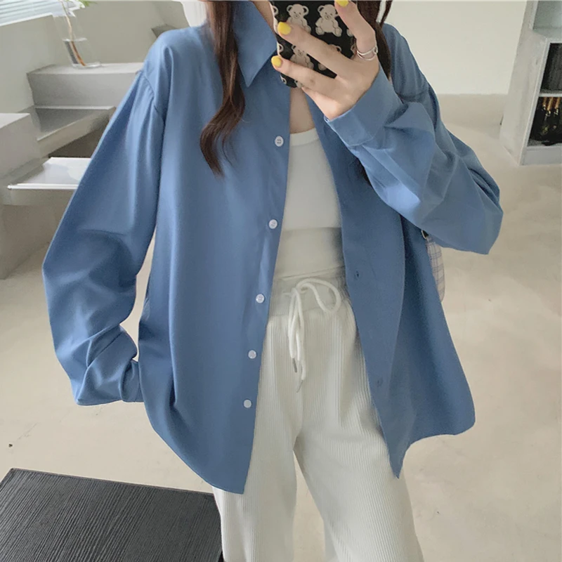 Блузка дымчато голубая женская однотонная драпировка весна 2021 дизайнерский