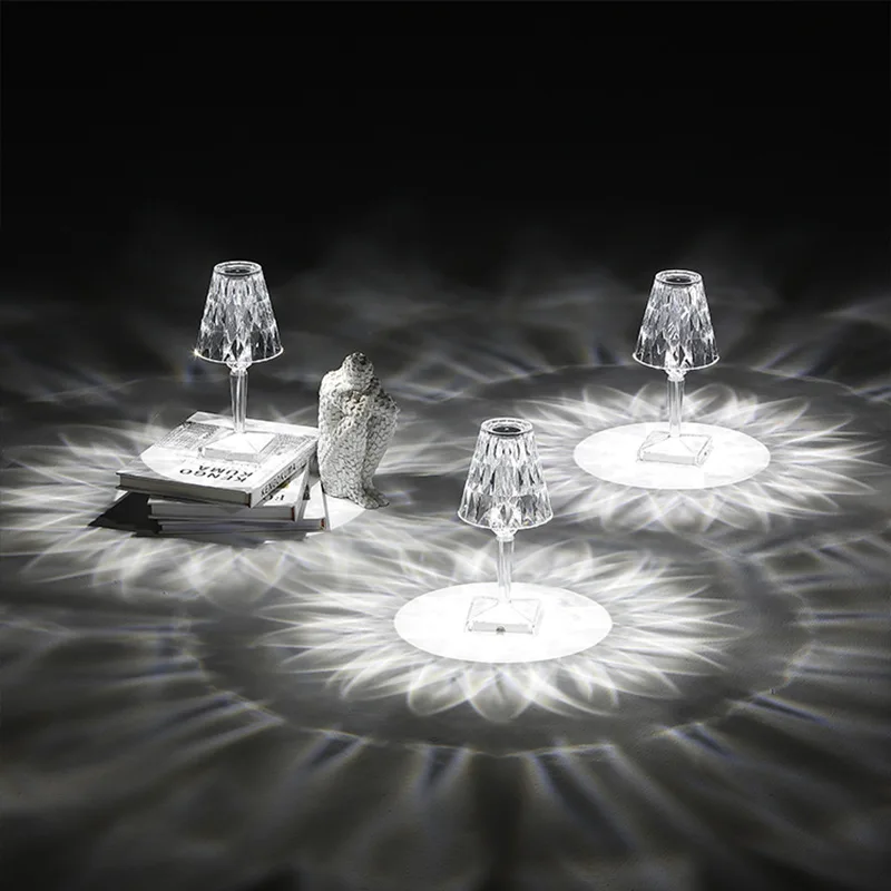 

Creative Crystal Table Lamp Decoration Night Light for Home and Hotel 5V USB Rechargeable