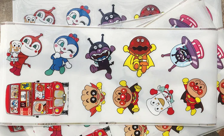 100 листов/лот светящиеся наклейки для macbook Anpanman pompom purin аниме детская комната pegatinas