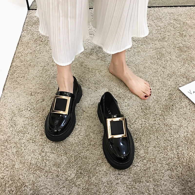 Женская кожаная обувь в стиле ретро Новинка 2020 года Весенняя повседневная с