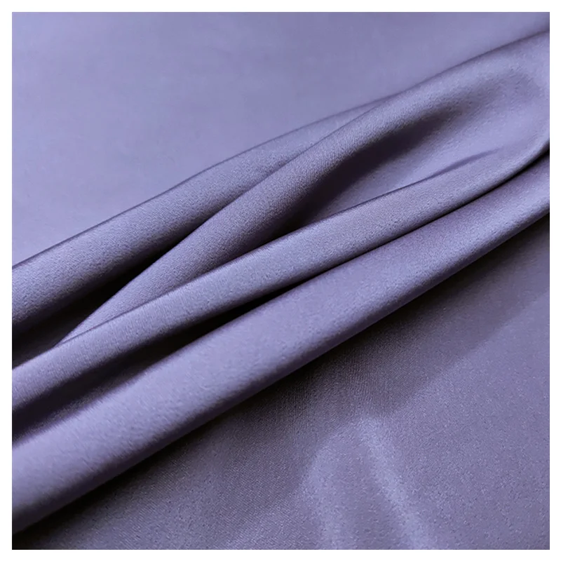 Пурпурно-серая искусственная шелковая ацетатная атласная ткань для шитья