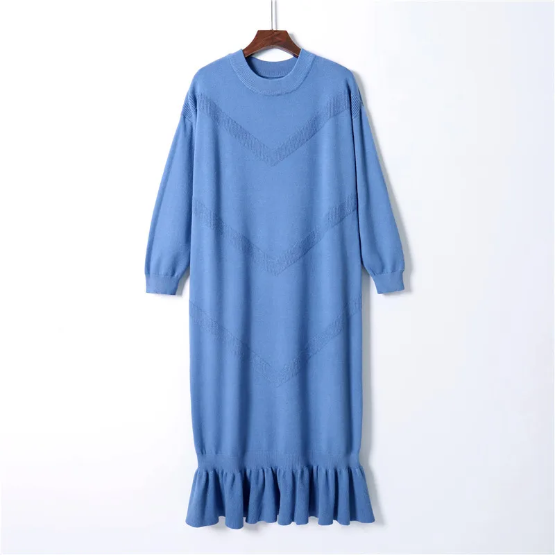 Женское трикотажное платье повседневное однотонное с оборками длинными