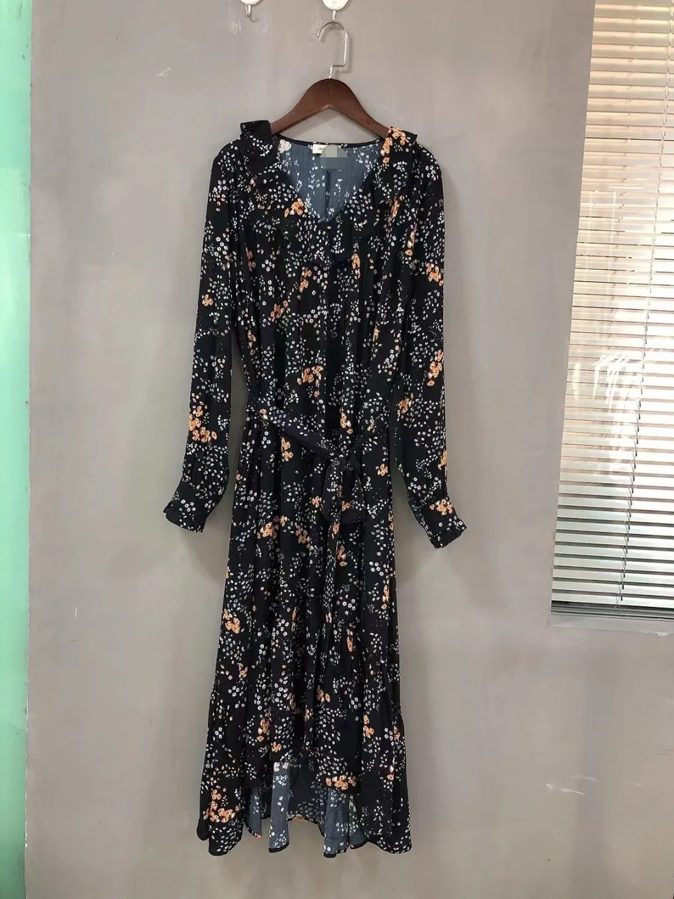 Женское платье новинка маленький желтый цветочный воротник темпераментное