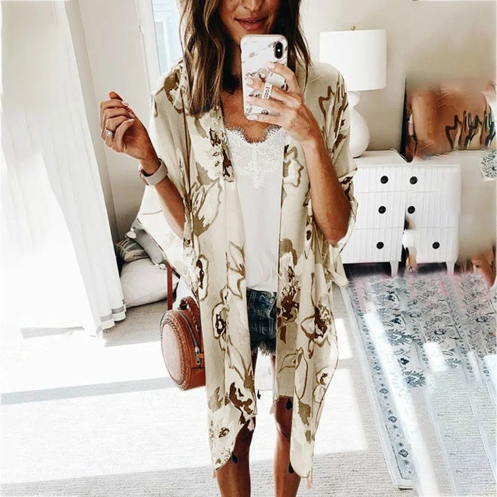 Длинная женская рубашка с коротким рукавом и цветочным принтом асимметричный