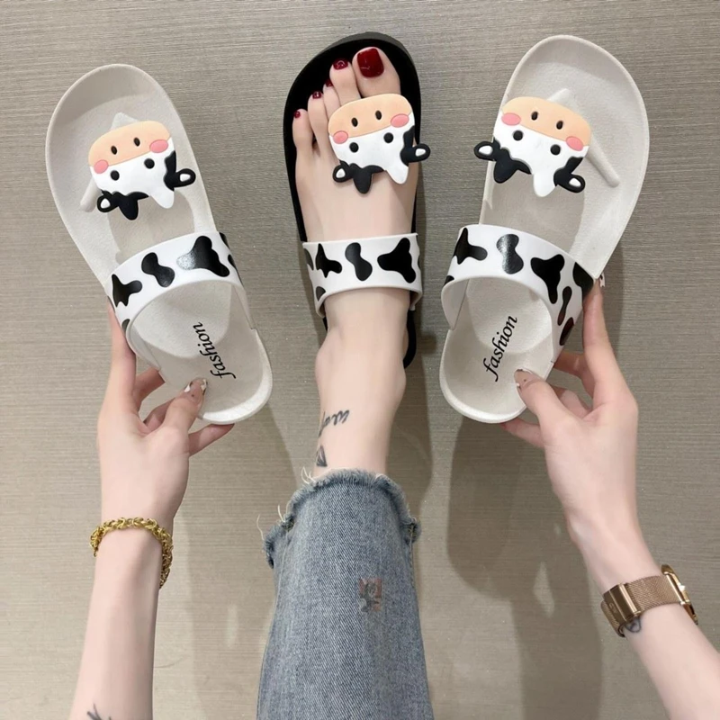 

Sandals And Slippers Female Summer Wear 2021 New Wild Net Red Cute Cartoon Flip Flops Beach Sandals