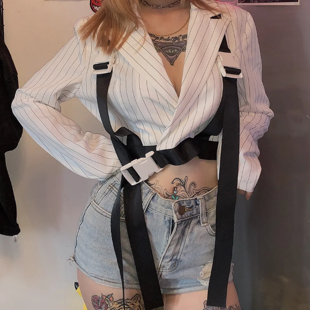 Женская футболка с длинными рукавами в черно белую полоску на бретелях Осень