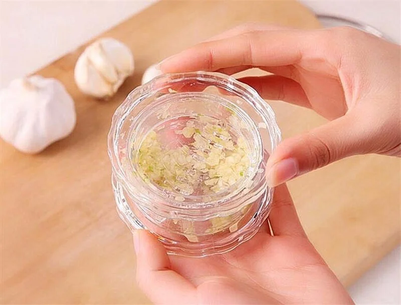 Полезная измельчитель чеснока пластиковая коробка Овощечистка инструмент для