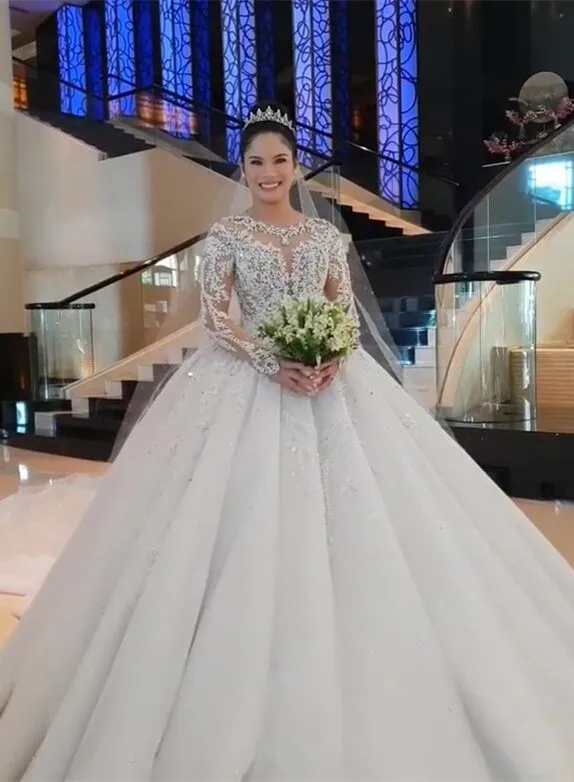 

Custom Made Long Sleeve Ball Gown Wedding Dress High Quality