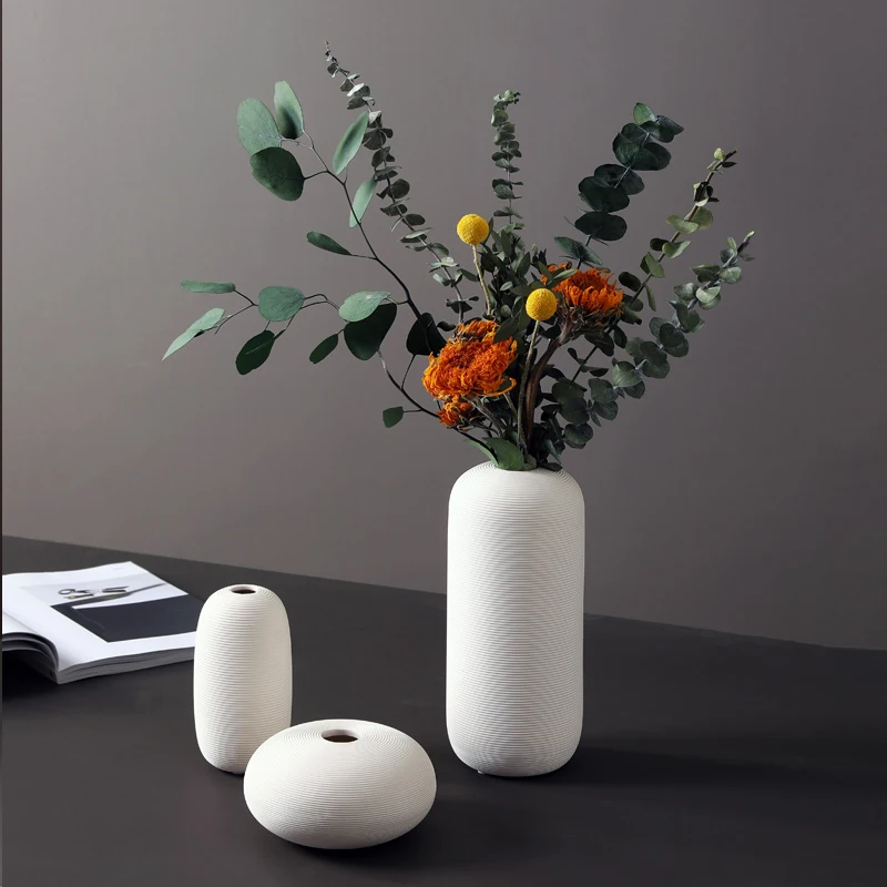 Минималистичная нестандартная ваза белая керамическая Цветочная цветочный